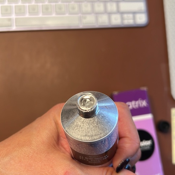 Matrix 506N SoColor Pre-Bonded Light Brown Neutral - Picture 3 of 3